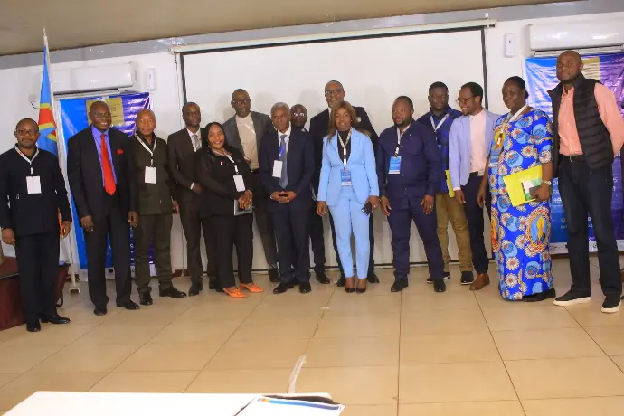 Groupe de travail défis de l'exploitation minière en RDC. Groupe de travail défis de l'exploitation minière en RDC.