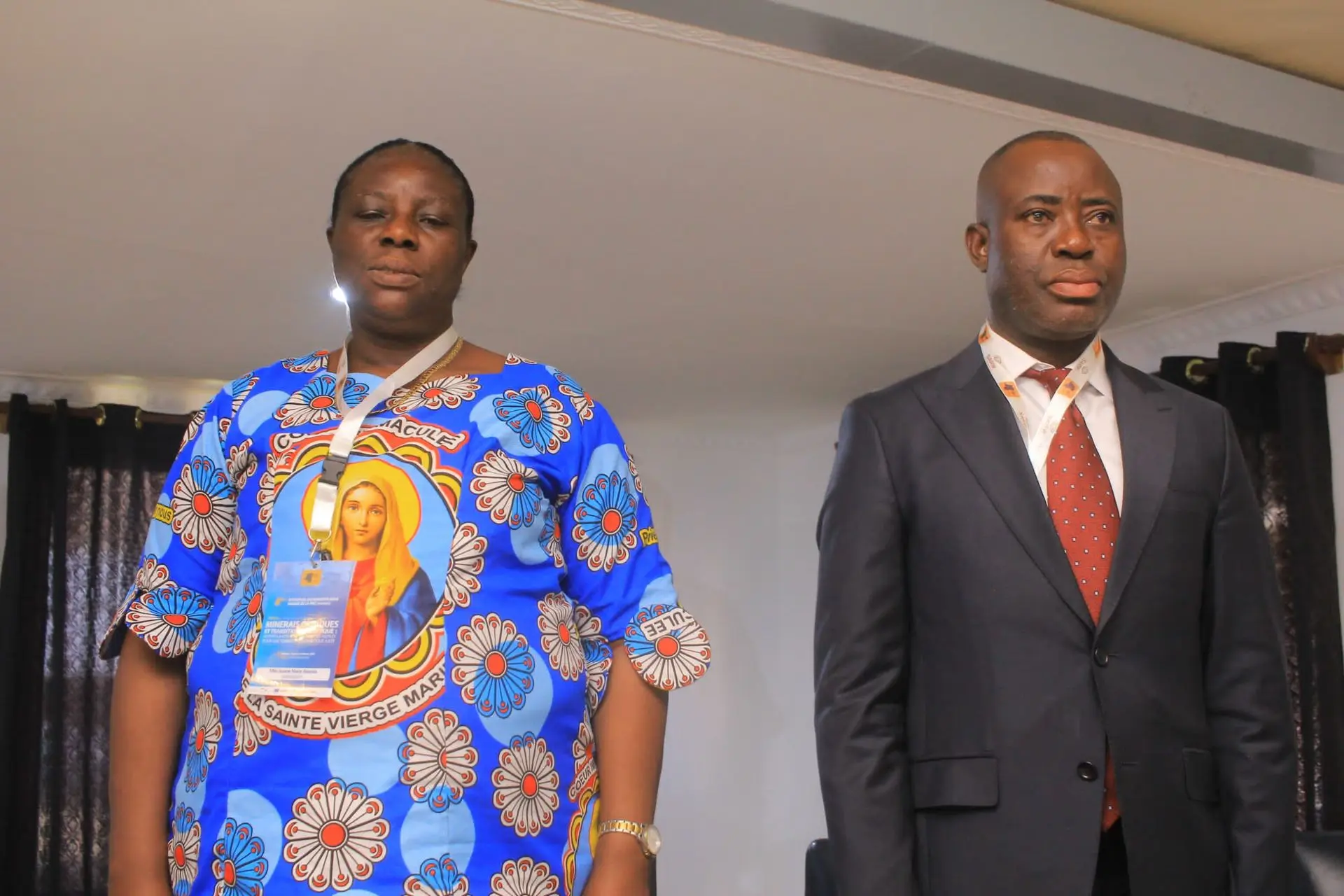 Secrétaire Exécutive de la CERN et le Ministre provincial de Mine du LUALABA Secrétaire Exécutive de la CERN et le Ministre provincial de Mine du LUALABA